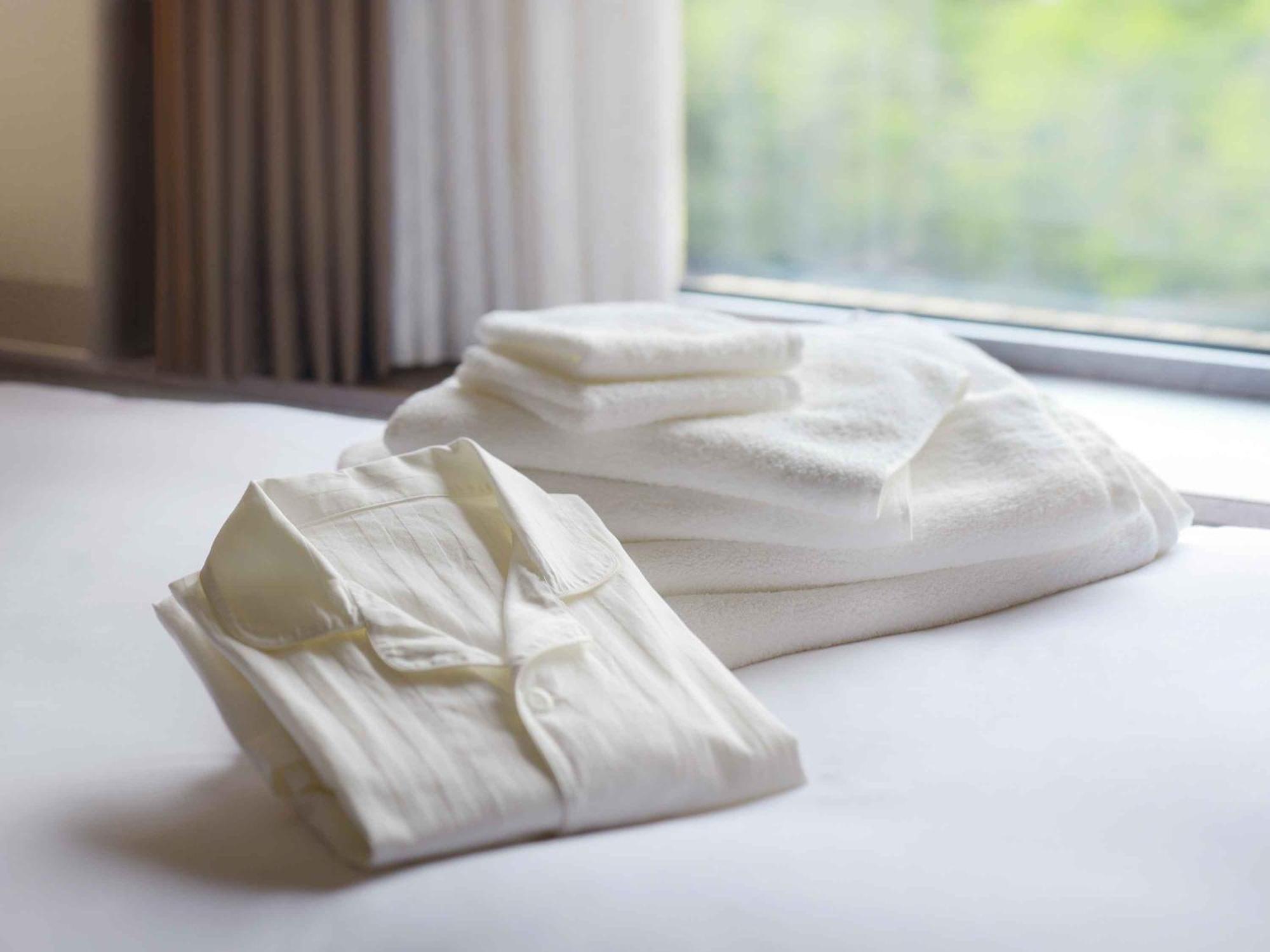 Nagoya Kanko Hotel Exterior foto A folded bathrobe